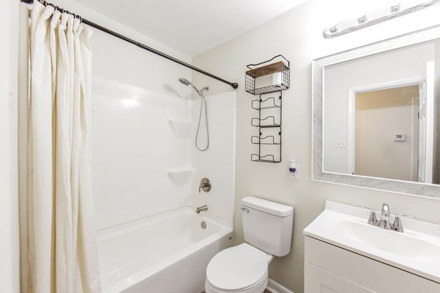 410 Harding Dr, Houma, LA 70364