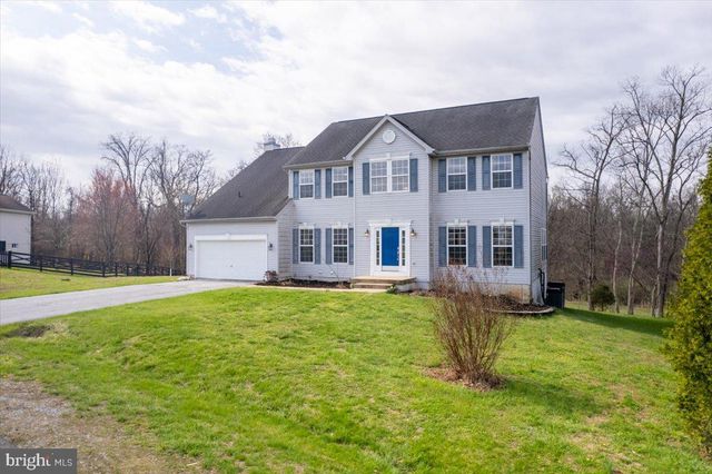 102 SUNDANCE LN, Kearneysville, WV 25430