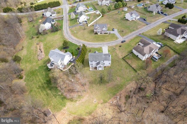 102 SUNDANCE LN, Kearneysville, WV 25430