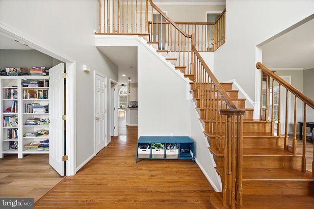 102 SUNDANCE LN, Kearneysville, WV 25430