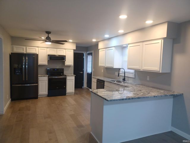 4624 Greencove Drive, Evansville, IN 47715