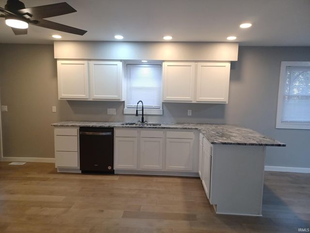 4624 Greencove Drive, Evansville, IN 47715