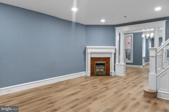 5142 LOCUST ST, Philadelphia, PA 19139