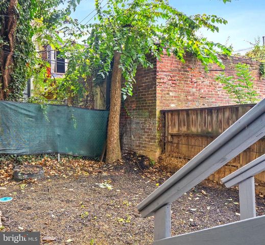 5142 LOCUST ST, Philadelphia, PA 19139