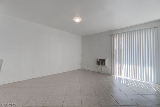 5396 Swenson Street 30, Las Vegas, NV 89119