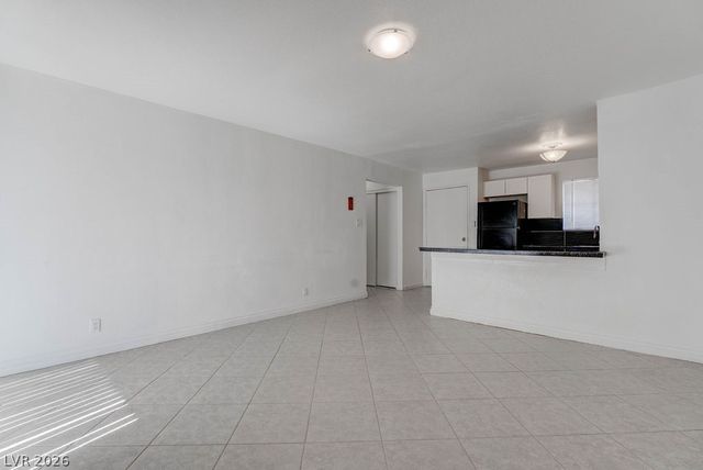 5396 Swenson Street 30, Las Vegas, NV 89119
