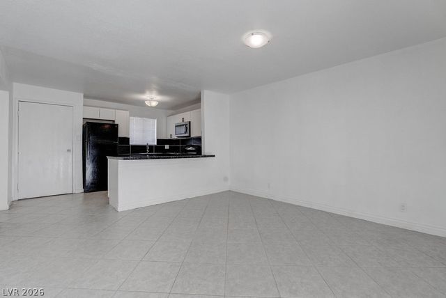 5396 Swenson Street 30, Las Vegas, NV 89119