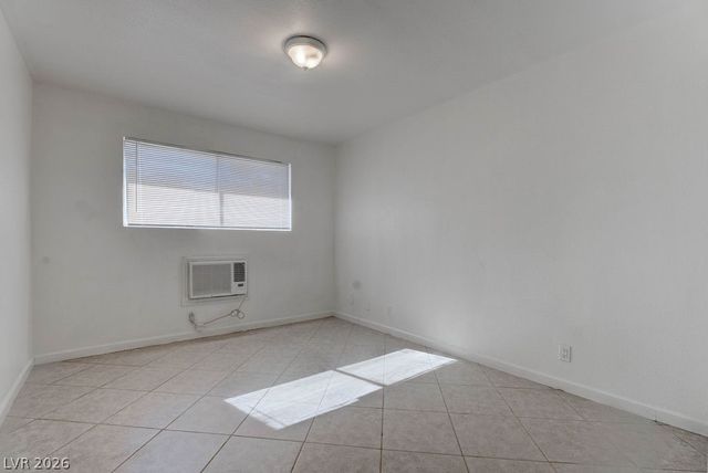 5396 Swenson Street 30, Las Vegas, NV 89119