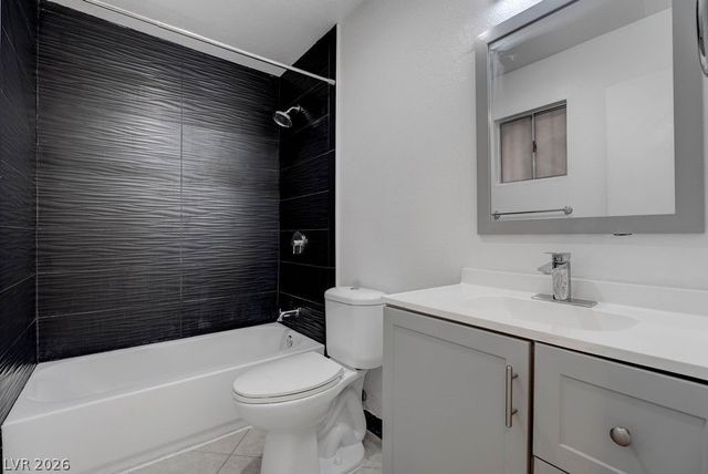 5396 Swenson Street 30, Las Vegas, NV 89119
