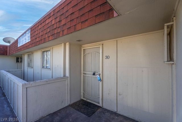 5396 Swenson Street 30, Las Vegas, NV 89119