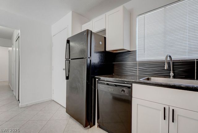 5396 Swenson Street 30, Las Vegas, NV 89119