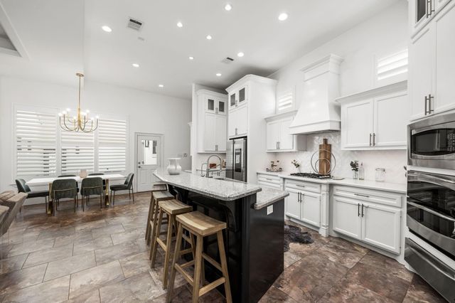 1210 Parkerhaven Court, Houston, TX 77008