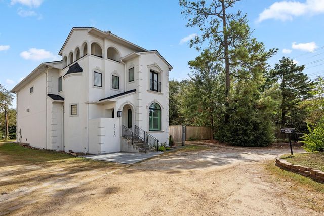 1210 Parkerhaven Court, Houston, TX 77008