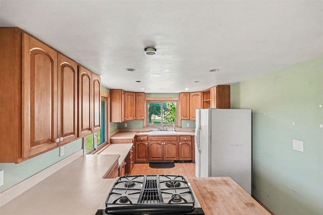 2732 S Osborn Avenue, Fremont, MI 49412