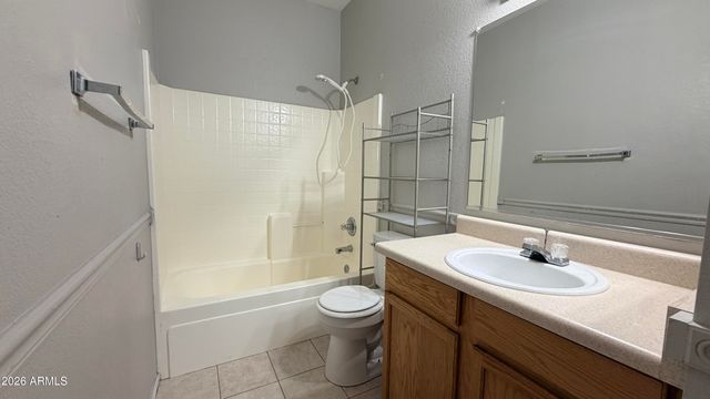 689 E SPRINGFIELD Place, Chandler, AZ 85286