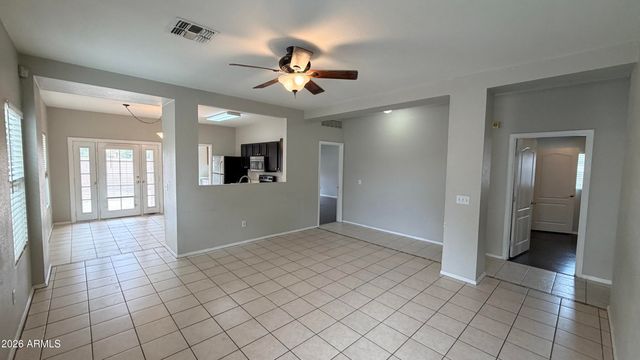 689 E SPRINGFIELD Place, Chandler, AZ 85286