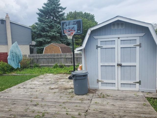 37515 Agar Drive, Sterling Heights, MI 48310