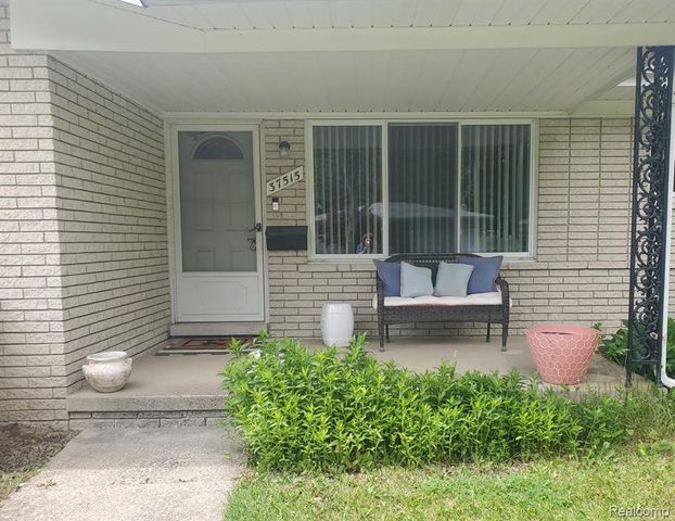 37515 Agar Drive, Sterling Heights, MI 48310