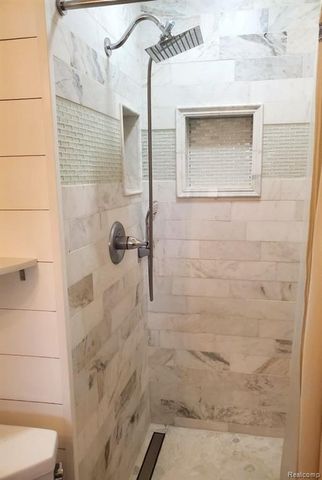 37515 Agar Drive, Sterling Heights, MI 48310