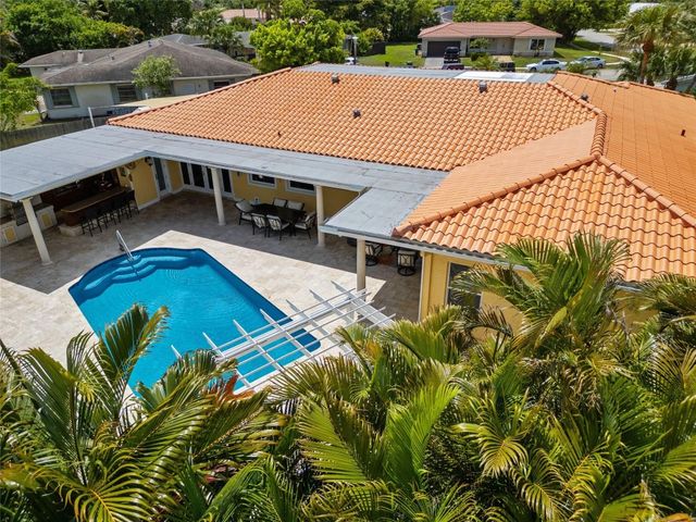 16686 Golfview Drive, Weston, FL 33326