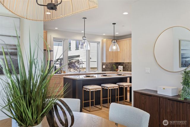9307 132nd Avenue NE, Kirkland, WA 98033