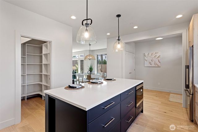 9307 132nd Avenue NE, Kirkland, WA 98033