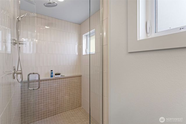 9307 132nd Avenue NE, Kirkland, WA 98033