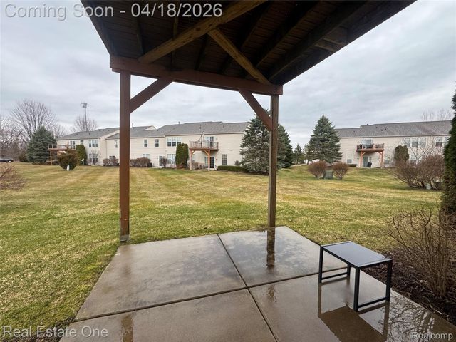 515 Dockside Circle 28, Holly Township, MI 48442