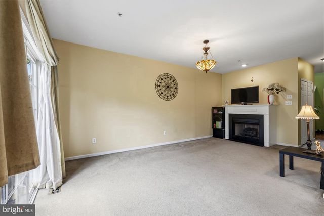 80 CHADWICK CIR, Eagleville, PA 19403