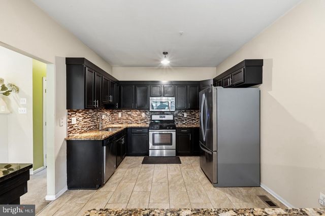 80 CHADWICK CIR, Eagleville, PA 19403