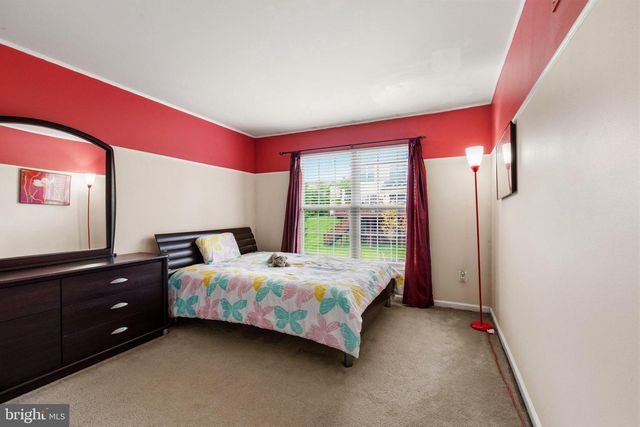 80 CHADWICK CIR, Eagleville, PA 19403
