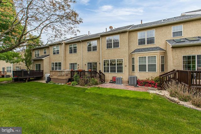 80 CHADWICK CIR, Eagleville, PA 19403