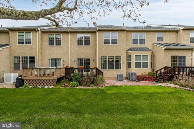 80 CHADWICK CIR, Eagleville, PA 19403