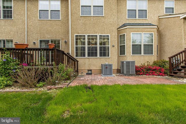 80 CHADWICK CIR, Eagleville, PA 19403