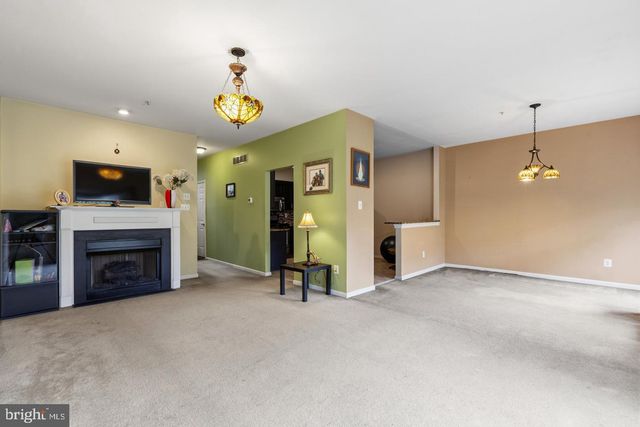 80 CHADWICK CIR, Eagleville, PA 19403