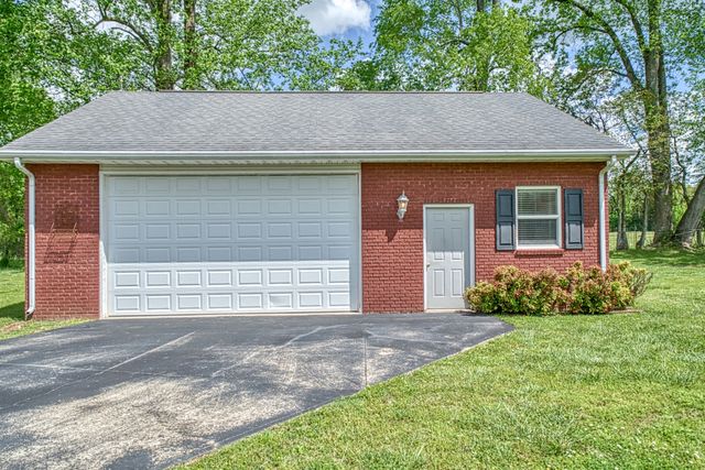 4032 Juanita Dr, NE, Cookeville, TN 38506