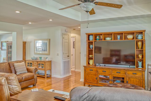 4032 Juanita Dr, NE, Cookeville, TN 38506