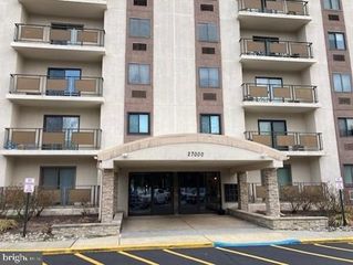 27411 VALLEY RUN DR #411, Wilmington, DE 19810