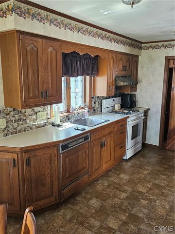 3 Glendale Place, Herkimer, NY 13350