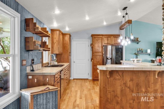 12195 S Hawk Haven Ave, Kuna, ID 83634