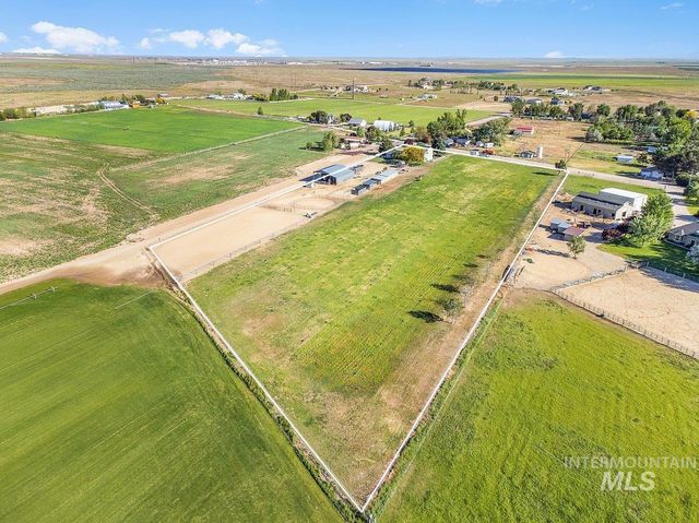 12195 S Hawk Haven Ave, Kuna, ID 83634