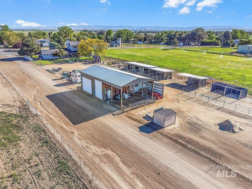 12195 S Hawk Haven Ave, Kuna, ID 83634