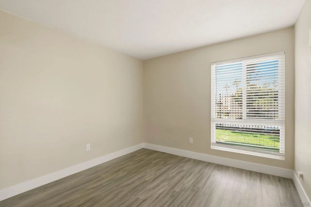 830 W Lincoln Ave 156, Escondido, CA 92026