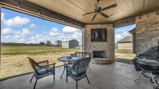 122 Altom Road, Springtown, TX 76082