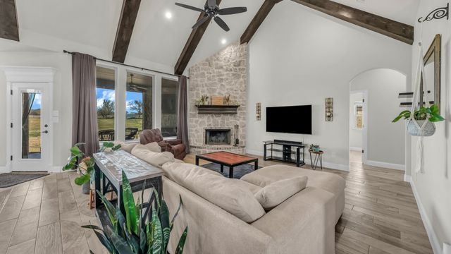 122 Altom Road, Springtown, TX 76082