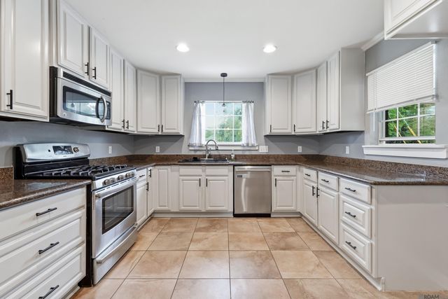17467 Abundance Dr, Greenwell Springs, LA 70739