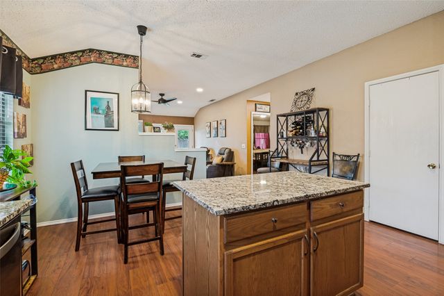 1717 Berkeley Drive, Glenn Heights, TX 75154