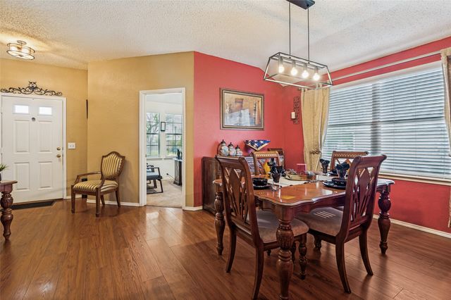 1717 Berkeley Drive, Glenn Heights, TX 75154