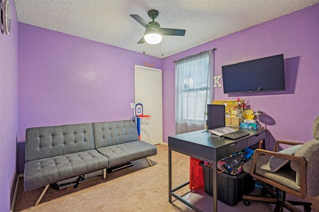1717 Berkeley Drive, Glenn Heights, TX 75154