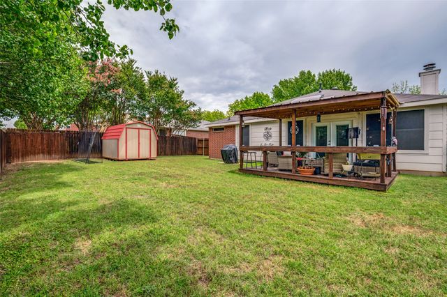 1717 Berkeley Drive, Glenn Heights, TX 75154